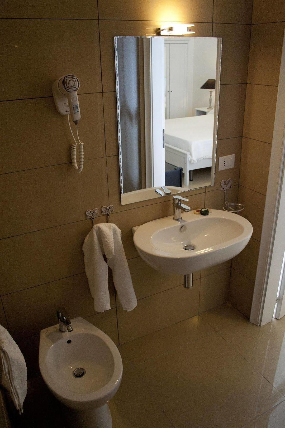 B&B Artemide Lecce Extérieur photo