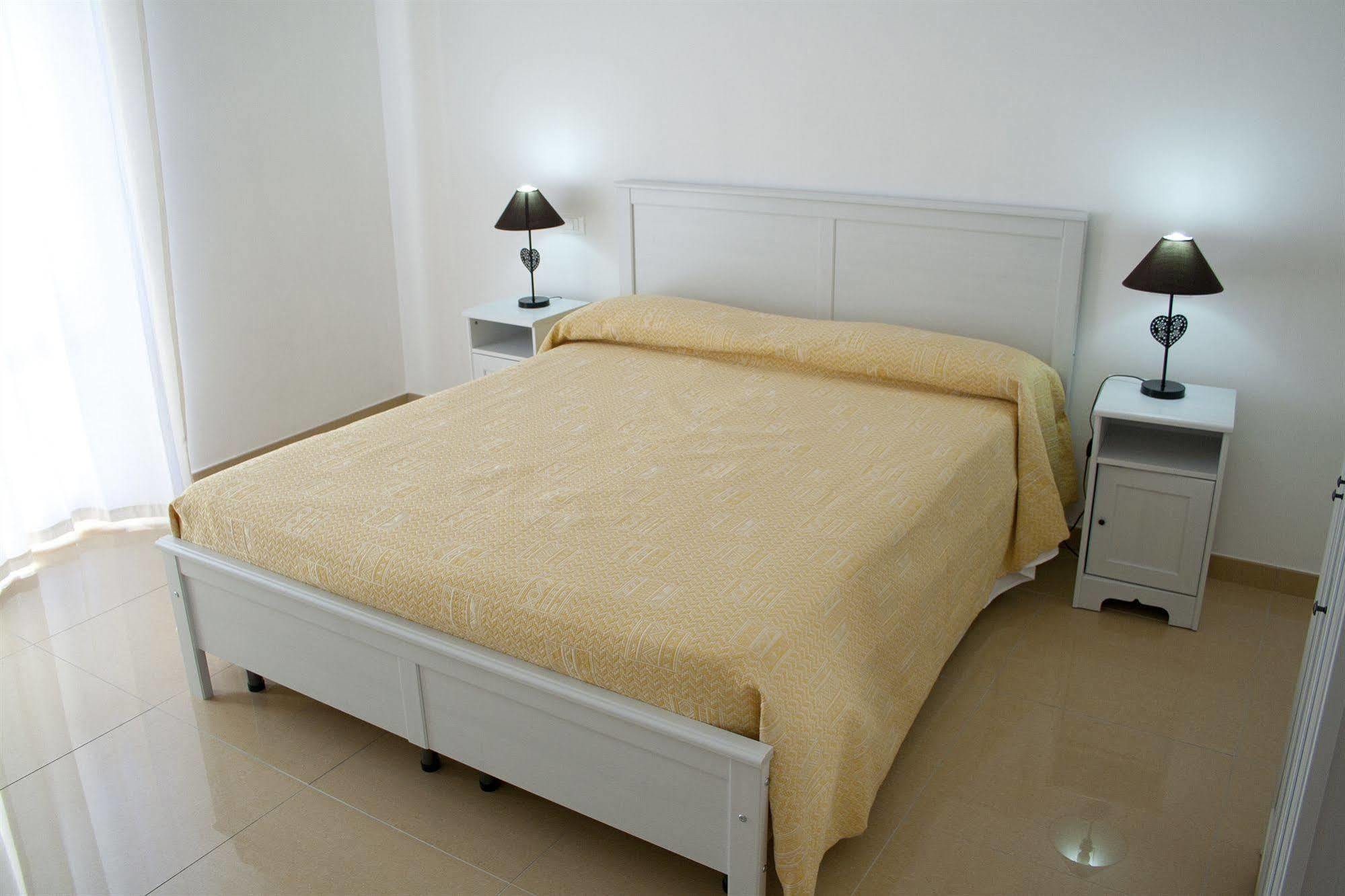 B&B Artemide Lecce Extérieur photo